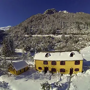 Les Cascades 3* La Mongie